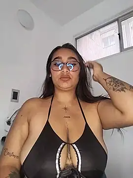 Snapshot of Mia_skyy18 chatting on 06-26-26, 04:55 Mia skyy18 online show from 06-26-26, 04:55