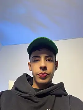 SebastianReed  online show from 06-20-26, 04:04