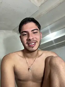 Snapshot of ApoloGray__ chatting on 05-08-26, 10:37 ApoloGray online show from 05-08-26, 10:37