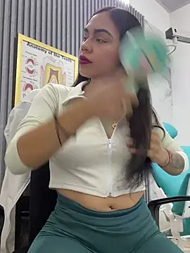 daniela-sexy online show from 04-23-26, 01:46