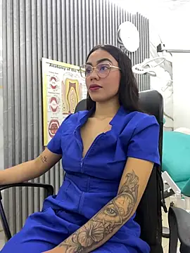daniela-sexy online show from 04-27-26, 01:42
