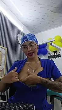 Snapshot of daniela-sexy chatting on 06-12-26, 09:03 daniela-sexy online show from 06-12-26, 09:03