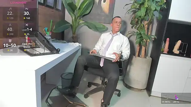 Snapshot of Enzoo98_ chatting on 05-01-26, 12:04 Enzoo98 online show from 05-01-26, 12:04