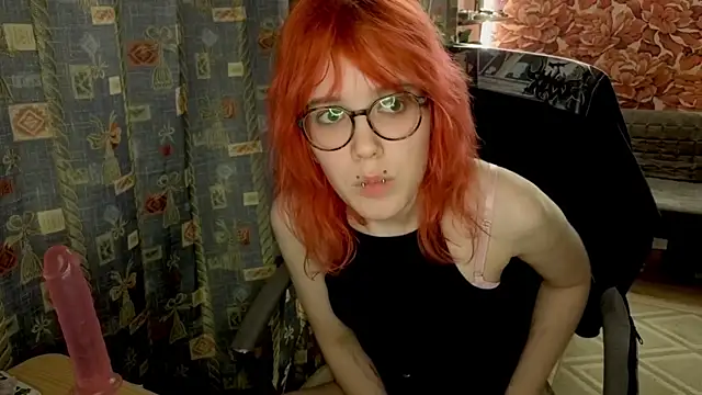 Snapshot of whiny_emo_boi chatting on 05-09-26, 07:41 whiny emo boi online show from 05-09-26, 07:41