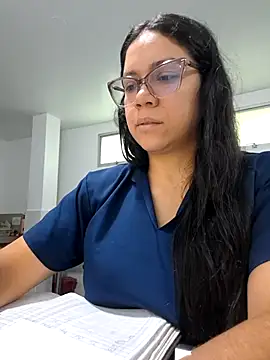 Snapshot of Aila_Phone chatting on 05-27-26, 07:22 Aila Phone online show from 05-27-26, 07:22