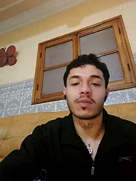 Snapshot of Thewildaliii0 chatting on 03-18-26, 07:06 Thewildaliii0 online show from 03-18-26, 07:06