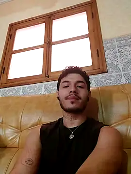 Snapshot of Thewildaliii0 chatting on 03-23-26, 06:01 Thewildaliii0 online show from 03-23-26, 06:01