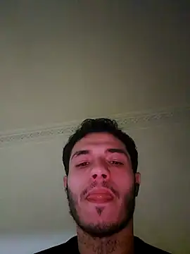 Snapshot of Thewildaliii0 chatting on 04-15-26, 11:49 Thewildaliii0 online show from 04-15-26, 11:49