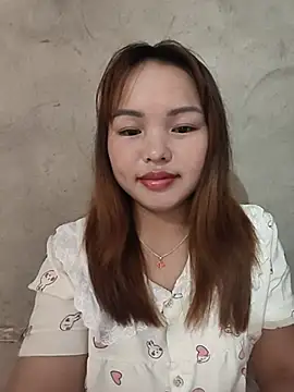 Snapshot of Mina_xYx chatting on 06-21-26, 04:15 Mina xYx online show from 06-21-26, 04:15