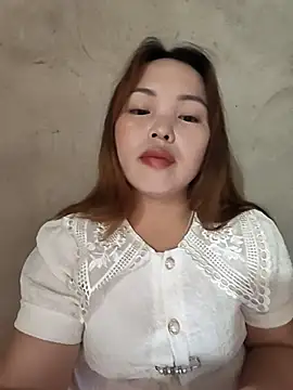Snapshot of Mina_xYx chatting on 07-19-26, 03:38 Mina xYx online show from 07-19-26, 03:38