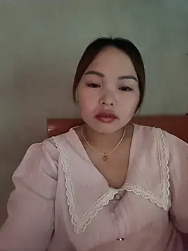 Snapshot of Mina_xYx chatting on 07-27-26, 01:56 Mina xYx online show from 07-27-26, 01:56