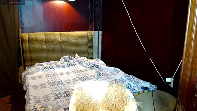 tyrasub online show from 04-12-26, 04:01