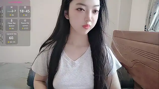 oblakitty  online show from 05-23-26, 12:49
