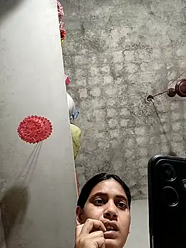 Pari 76 online show from 03-18-26, 12:41