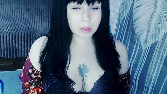 LollyVee online show from 03-18-26, 09:40