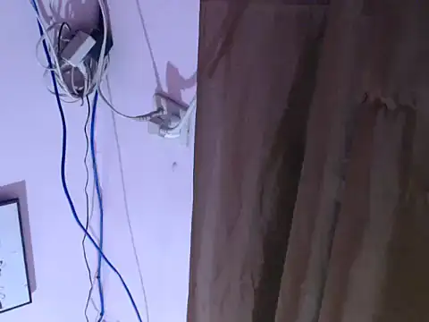 slut emerald22 online show from 03-15-26, 11:27