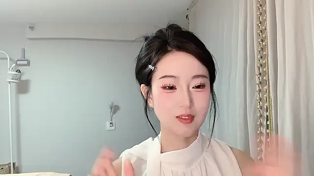 1X-yiyi online show from 05-06-26, 01:27