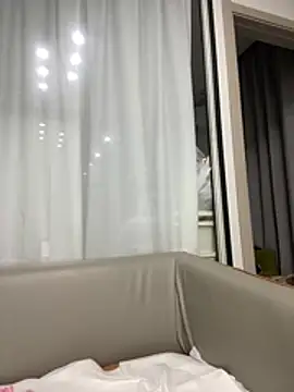 Snapshot of Puting_q chatting on 07-21-26, 04:20 Puting q online show from 07-21-26, 04:20