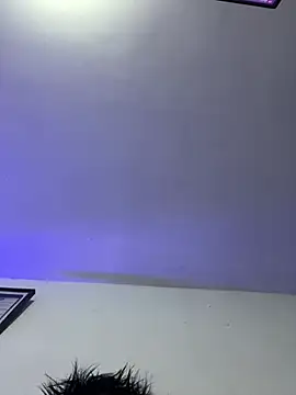 Trixie pop online show from 04-02-26, 01:03