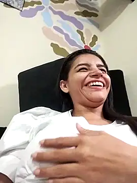 Snapshot of leidi-95- chatting on 05-10-26, 10:26 leidi-95- online show from 05-10-26, 10:26