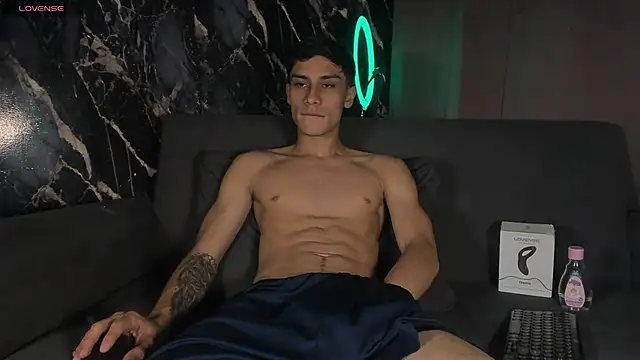 Axel DavisSM online show from 03-16-26, 05:44