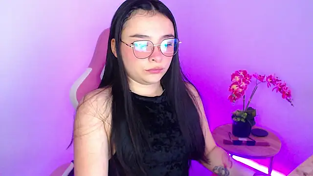 Snapshot of Nahia_Brm chatting on 06-22-26, 03:09 Nahia Brm online show from 06-22-26, 03:09
