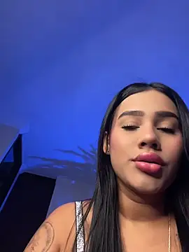 Snapshot of AlisonBeltran1 chatting on 06-19-26, 05:12 AlisonBeltran1 online show from 06-19-26, 05:12
