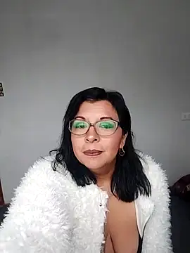 Snapshot of Negritta45 chatting on 04-06-26, 05:36 Negritta45 online show from 04-06-26, 05:36
