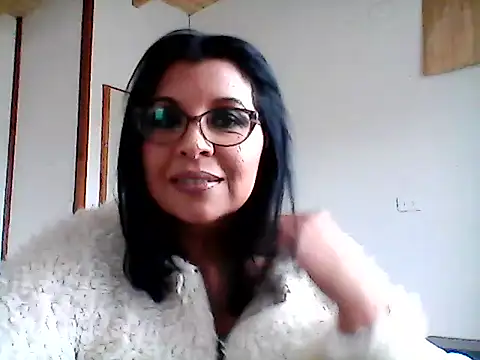 Snapshot of Negritta45 chatting on 05-07-26, 06:57 Negritta45 online show from 05-07-26, 06:57