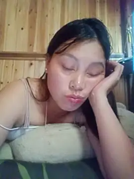 Snapshot of Abi-ni chatting on 05-16-26, 12:07 Abi-ni online show from 05-16-26, 12:07