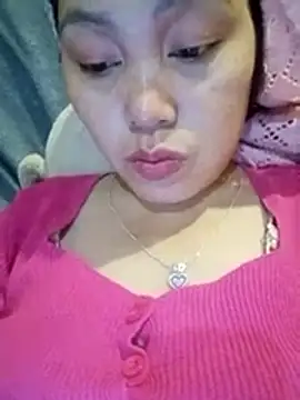 Snapshot of Abi-ni chatting on 05-20-26, 02:34 Abi-ni online show from 05-20-26, 02:34