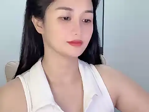 Snapshot of AmyLinee_1 chatting on 06-03-26, 01:57 AmyLinee 1 online show from 06-03-26, 01:57