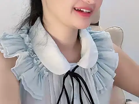 Snapshot of AmyLinee_1 chatting on 06-09-26, 03:40 AmyLinee 1 online show from 06-09-26, 03:40