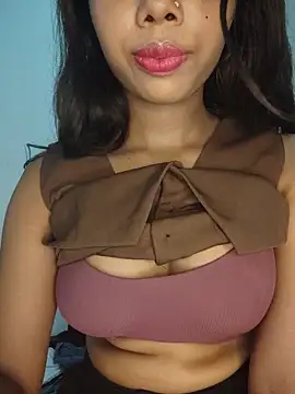 Snapshot of Candyy_crushh chatting on 06-18-26, 07:29 Candyy crushh online show from 06-18-26, 07:29