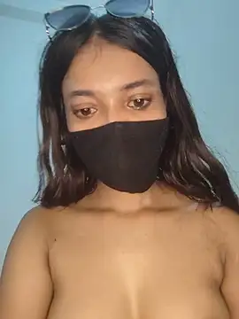 Snapshot of Candyy_crushh chatting on 06-21-26, 11:07 Candyy crushh online show from 06-21-26, 11:07