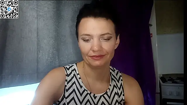 Snapshot of HotMamaQueen234 chatting on 07-02-26, 10:32 HotMamaQueen234 online show from 07-02-26, 10:32