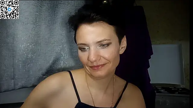 Snapshot of HotMamaQueen234 chatting on 07-02-26, 10:38 HotMamaQueen234 online show from 07-02-26, 10:38