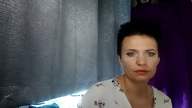 Snapshot of HotMamaQueen234 chatting on 07-25-26, 11:19 HotMamaQueen234 online show from 07-25-26, 11:19