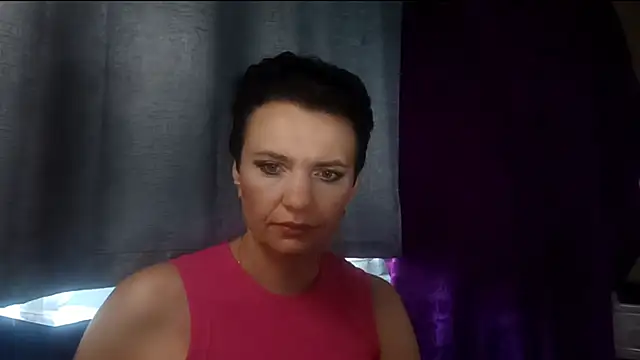 Snapshot of HotMamaQueen234 chatting on 07-28-26, 12:12 HotMamaQueen234 online show from 07-28-26, 12:12