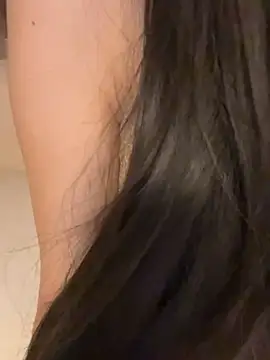 Xiaozuzongo1 online show from 04-18-26, 12:20