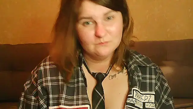 Snapshot of Minisstra chatting on 04-01-26, 06:05 Minisstra online show from 04-01-26, 06:05