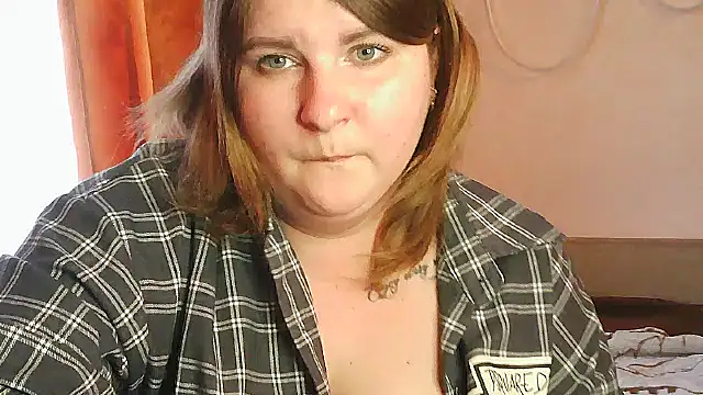 Snapshot of Minisstra chatting on 04-11-26, 03:16 Minisstra online show from 04-11-26, 03:16