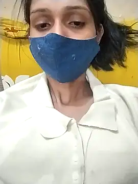 Snapshot of Sonam_y chatting on 03-28-26, 07:41 Sonam y online show from 03-28-26, 07:41