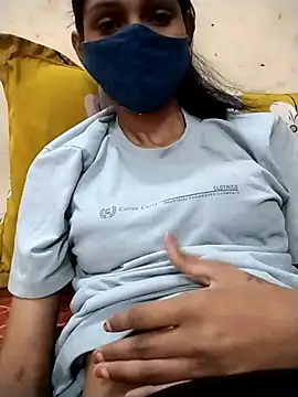 Snapshot of Sonam_y chatting on 04-10-26, 06:07 Sonam y online show from 04-10-26, 06:07