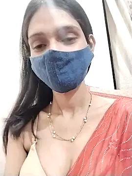 Snapshot of Sonam_y chatting on 06-16-26, 05:04 Sonam y online show from 06-16-26, 05:04