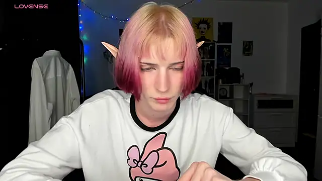 Snapshot of sweet_peach___ chatting on 04-07-26, 03:12 sweet peach online show from 04-07-26, 03:12