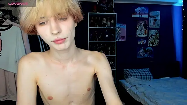 Snapshot of sweet_peach___ chatting on 07-13-26, 01:47 sweet peach online show from 07-13-26, 01:47