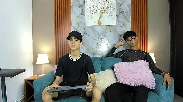 NAUGHTY BOYS1 online show from 03-16-26, 07:18