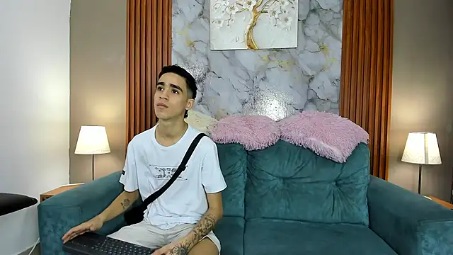 NAUGHTY BOYS1 online show from 03-18-26, 07:28