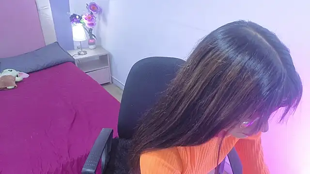 Sofy Durand online show from 05-01-26, 02:32